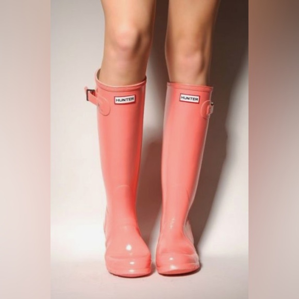 Hunter Women’s Glossy Pink Tall Rain Boots